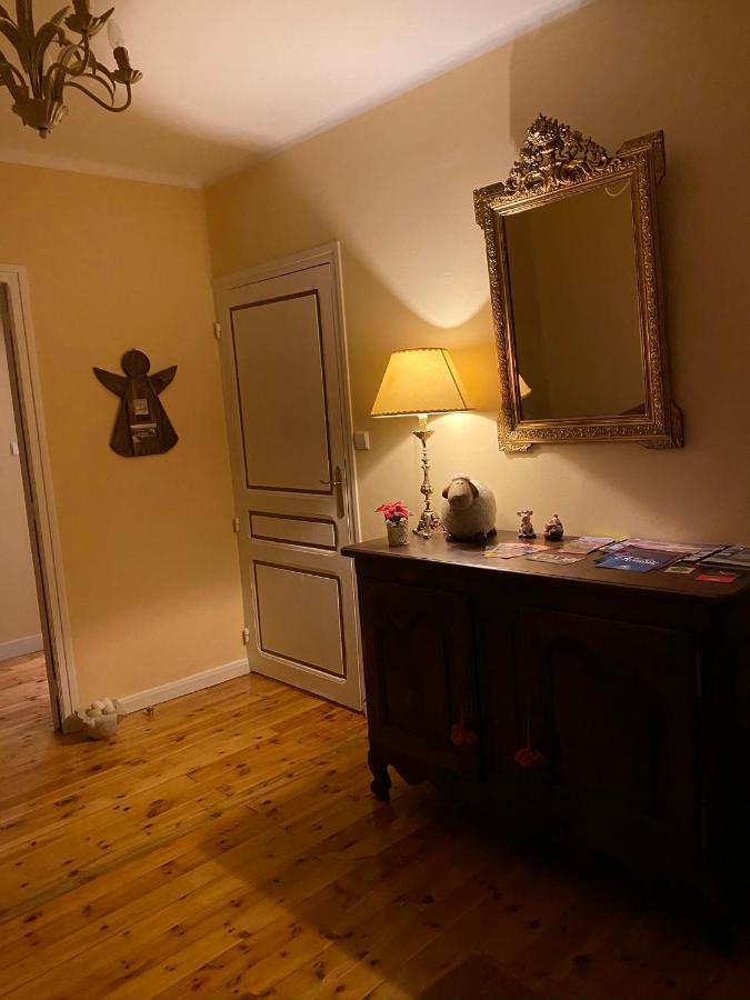 Chez Helene 3 Etoiles, Labellise Disabled Pmr,Pour 4 Personnes Chiens Bienvenus-Pet Friendly Διαμέρισμα Bourg-Madame Εξωτερικό φωτογραφία